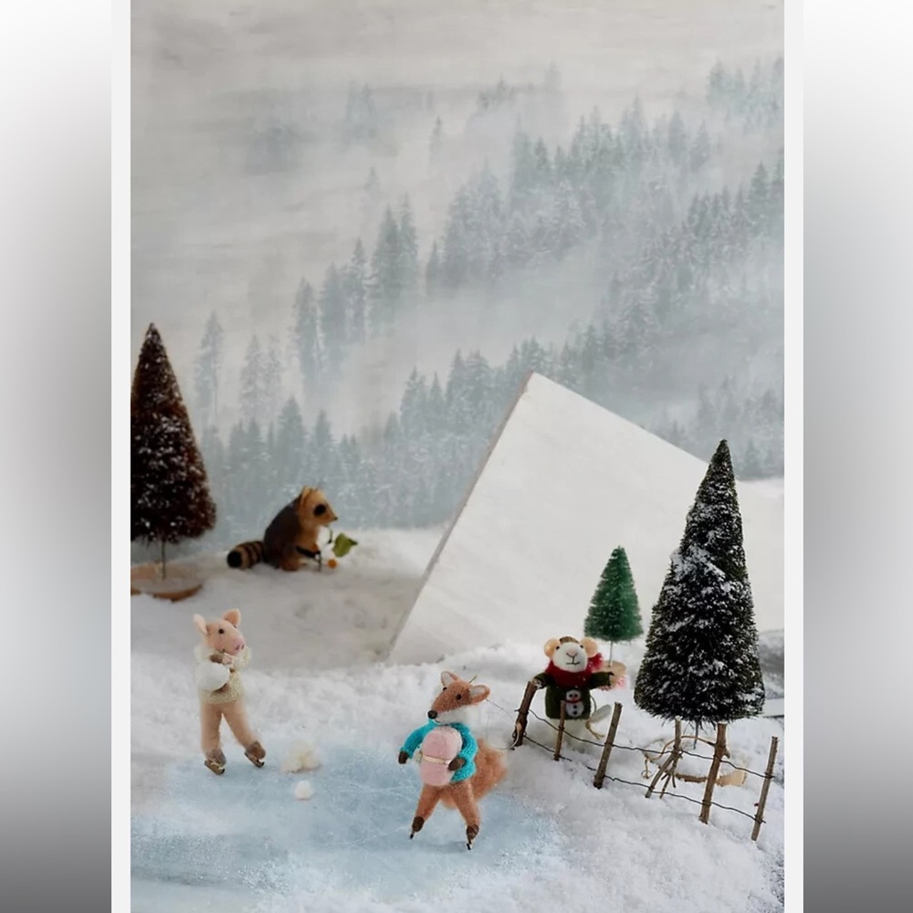 Anthropologie Ornament Set/3 MICE IN SWEATERS Wool Hanging Holiday Tree NWT - Picture 3 of 4